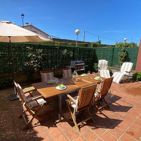 Apartamento En Complejo Residencial Rovacias Comillas Εξωτερικό φωτογραφία