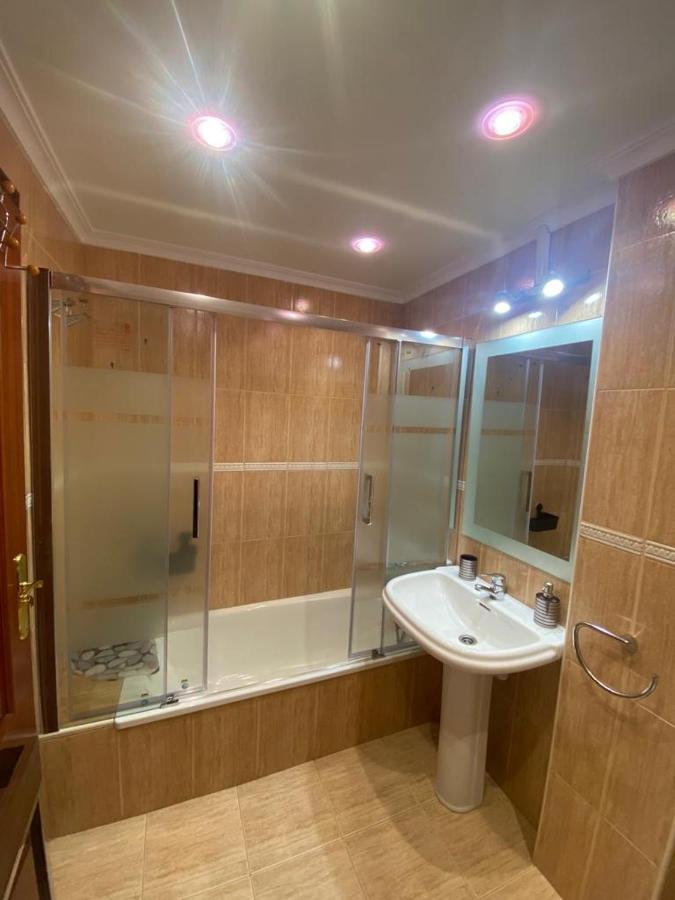 Apartamento En Complejo Residencial Rovacias Comillas Εξωτερικό φωτογραφία